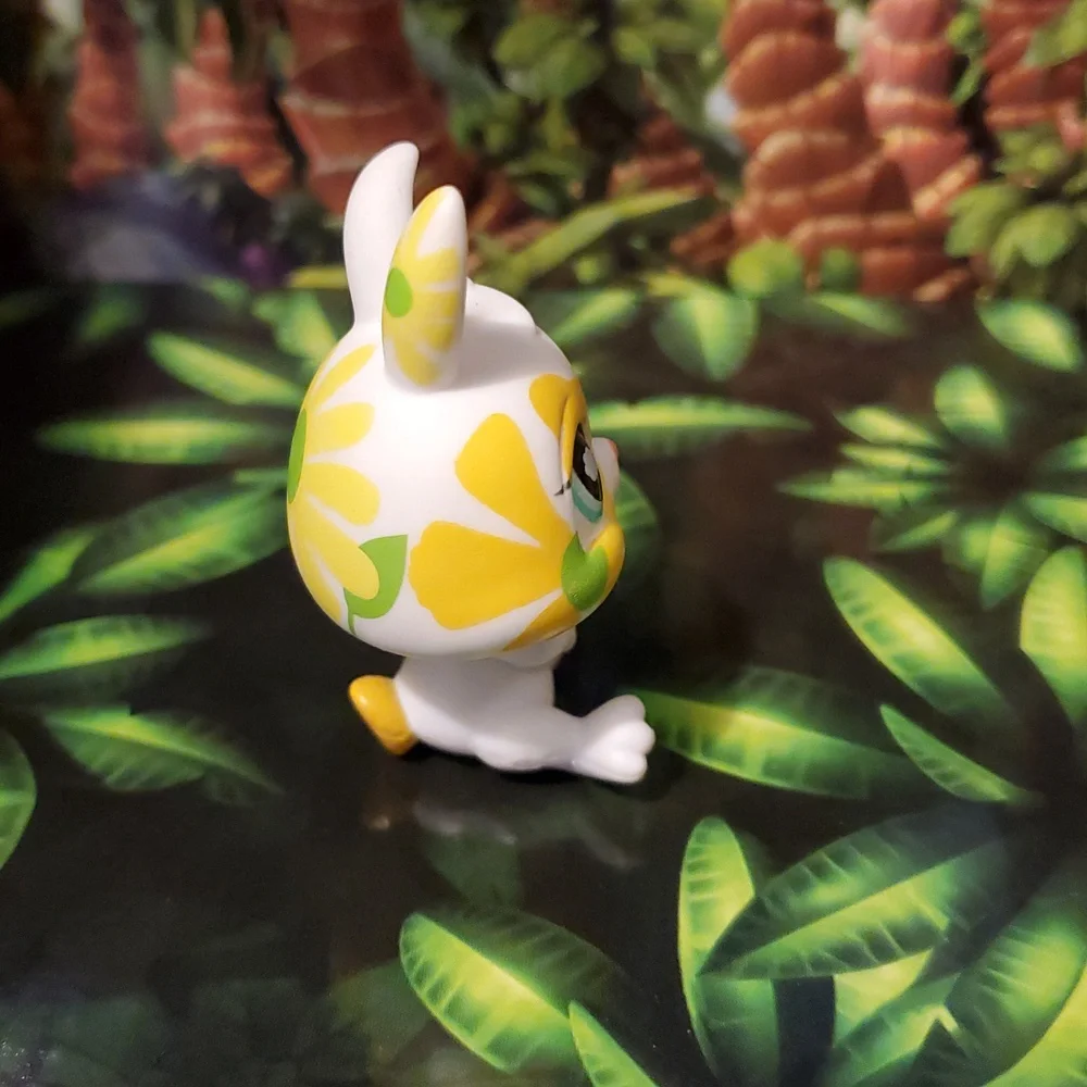 πΎLPS #1067 Rabbit - Picture 4 of 7